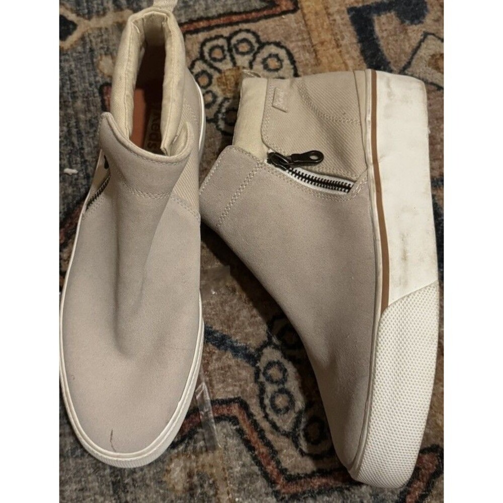 EUC Keds WH65468 Canvas Ankle Bootie Beige Side Zip Round Toe US 9